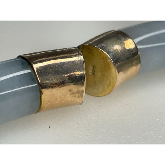 14K Gold Hinged Jadeite Bangle Bracelet 68 Grams With Safety Chain & Floral Engr - Picture 10 of 16